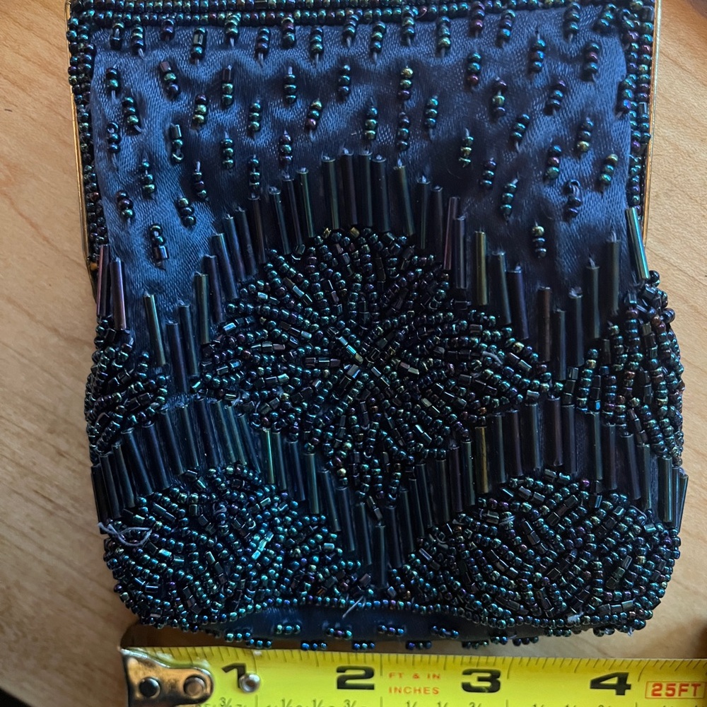 Swanky vintage navy blue beaded Deco evening bag